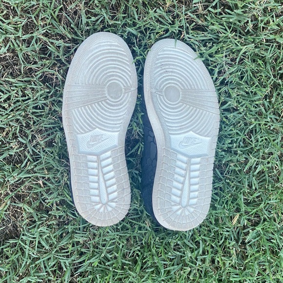 Nike Air Jordan Black Python Lace-up Sneakers Size 7 - Picture 5 of 9